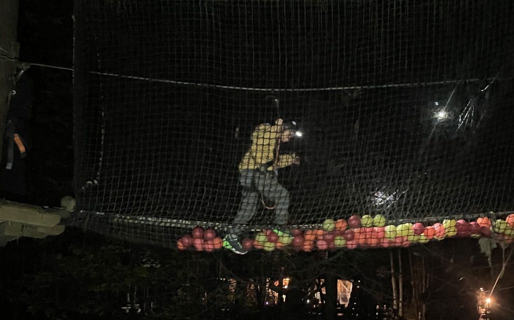 enfant à la nocturne d'Aventure Floreval